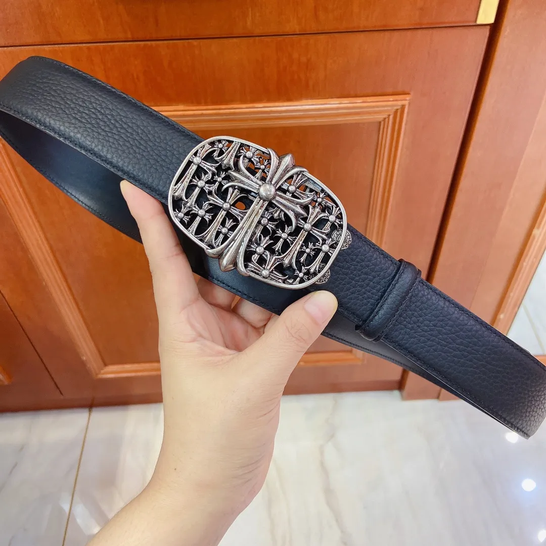 💰480💰Full package💰 💍Purchasing level 𝐂𝐡𝐫𝐨𝐦𝐞𝐇𝐞𝐚𝐫𝐭𝐬 Crow Heart Detachable model, fine hardware and first-layer lychee leather belt, very cool. Width 3.8cm